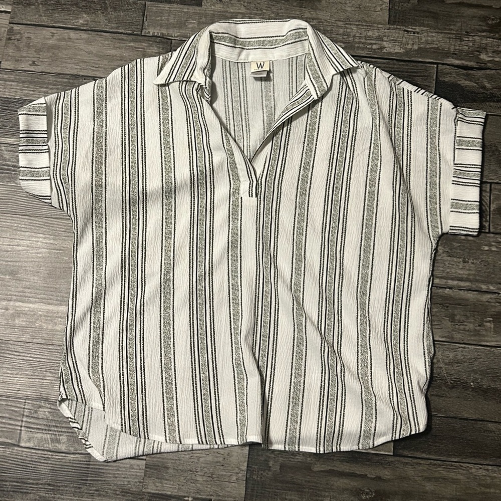 Donating soon…. Wrapper Black and White Striped Casual Shirt